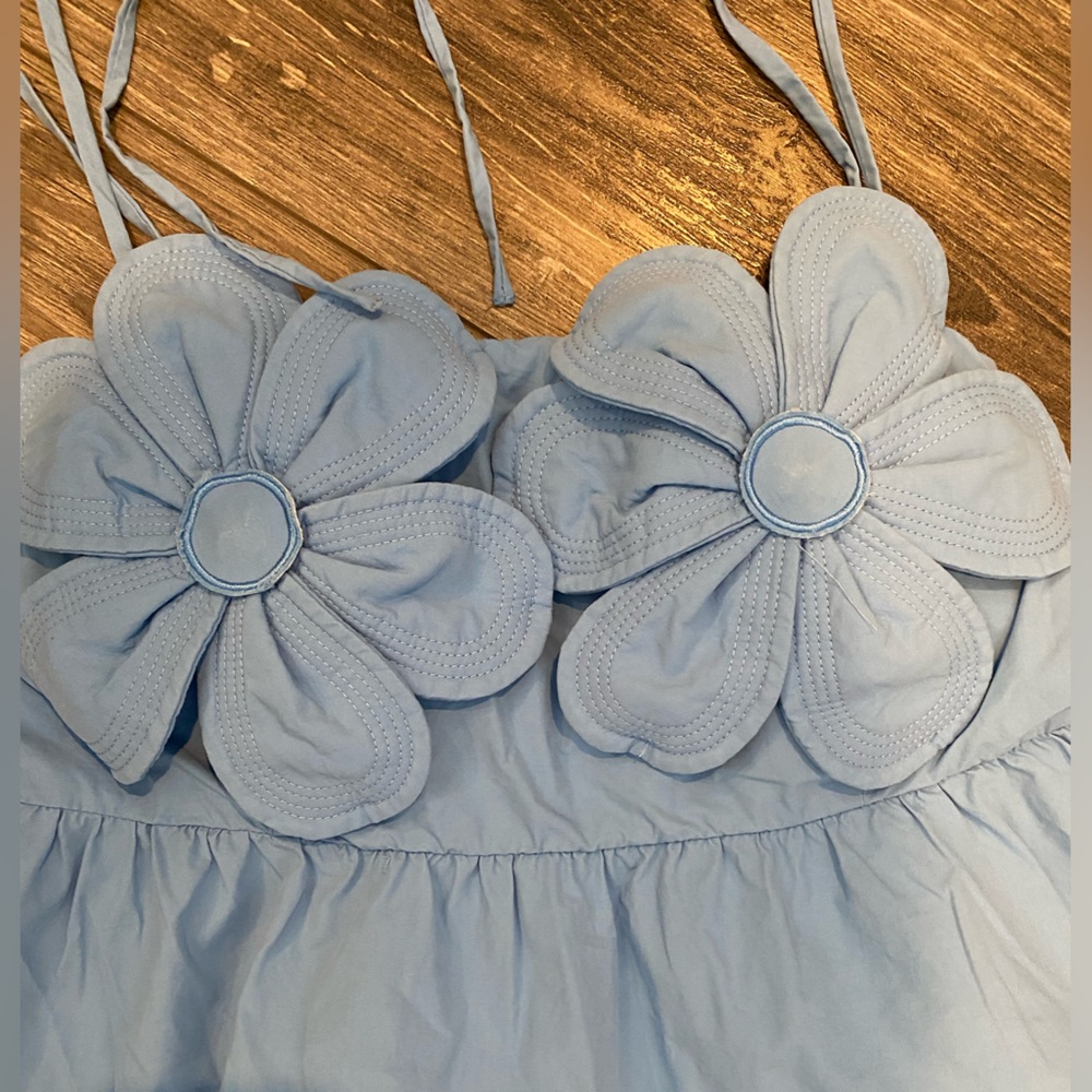 Isabella Flower applique top - Picture 4 of 7